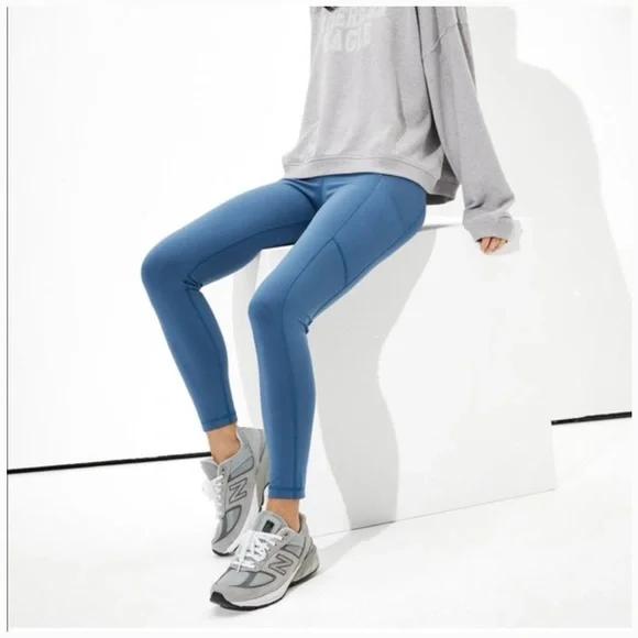 American Eagle , Blue High-Waisted Leggings - Picture 3 of 8